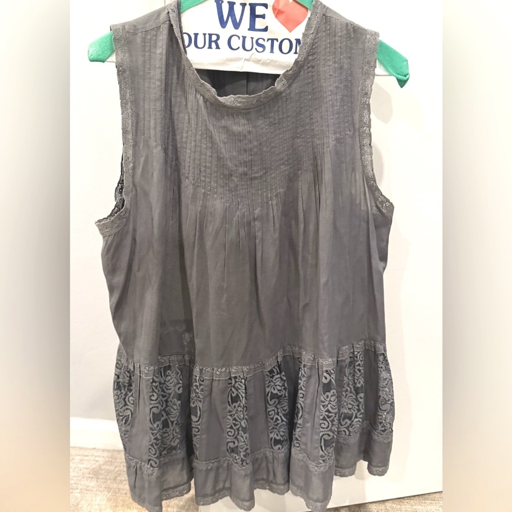 THE GREAT. Gray/Green Boxy Embellished Lace tunic Blouse